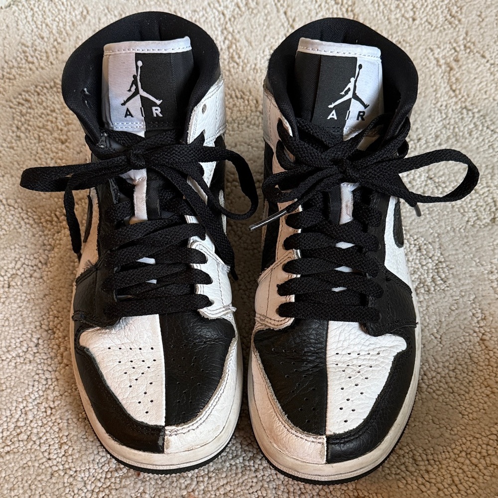 Jordan 1 Mid SE Panda Elephant Sneakers
